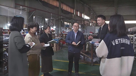 開拓國際市場，弘揚好龍泉寶劍文化