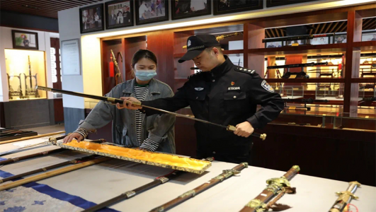 麗水公安：當好經(jīng)濟發(fā)展“護航員”